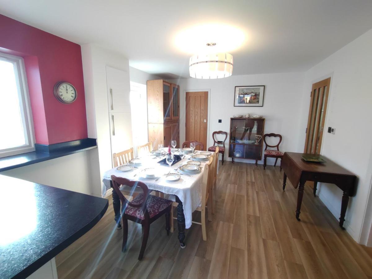 Lyndale House - North Suburbs Holiday home